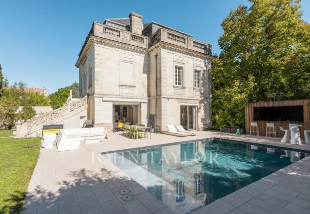 Maison 7 pièces 264 m² · à Bordeaux · 264 m² · 1 785 000 €