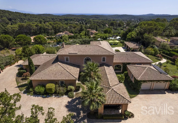 Maison 8 pièces 780 m² · à Mougins · 780 m² · 12 600 000 €