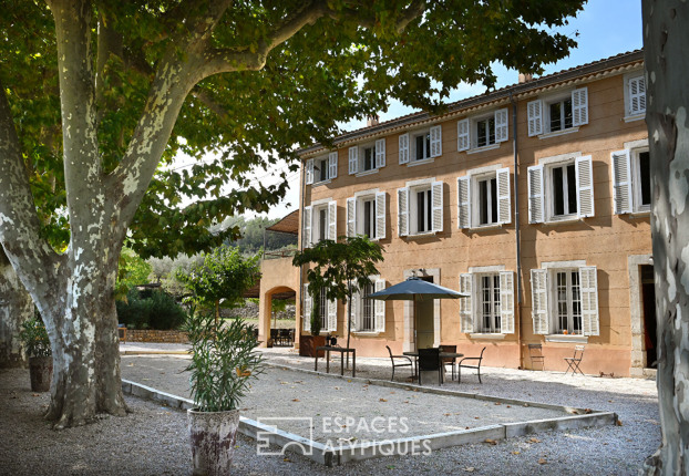 Maison 20 pièces 655 m² · à Le Thoronet · 655 m² · 2 300 000 €