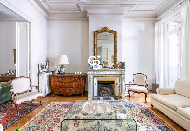 Maison 8 pièces 220 m² · à Bordeaux · 220 m² · 950 000 €