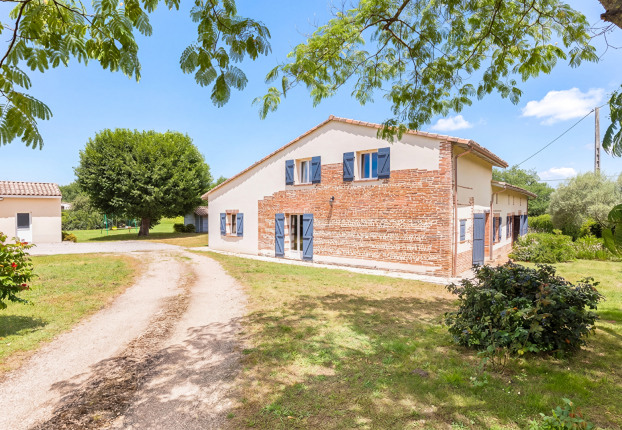 Maison 10 pièces 233 m² · à Castelnau-d'Estrétefonds · 233 m² · 549 000 €