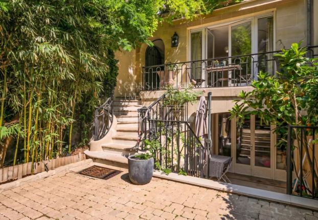 Maison 10 pièces 313 m² · à Muette Sud, Paris 16ème · 312,9 m² · 5 390 000 €