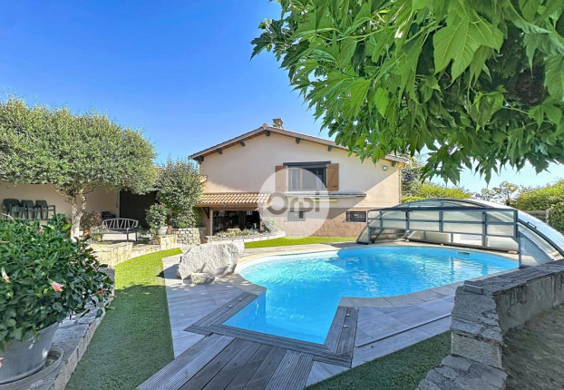 Maison 5 pièces 150 m² · à Saint-Laurent-d'Agny · 150 m² · 620 000 €