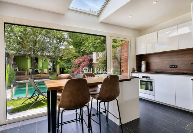 Maison 4 pièces 168 m² · à Bordeaux · 168 m² · 735 000 €
