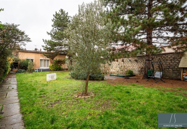 Maison 8 pièces 180 m² · à Chatou · 180 m² · 990 000 €
