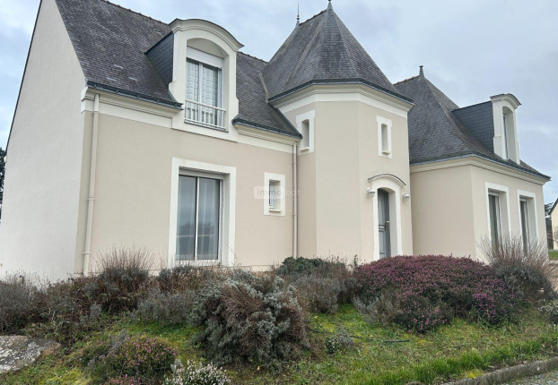 Maison 6 pièces 208 m² · à Chalonnes-sur-Loire · 208 m² · 635 400 €