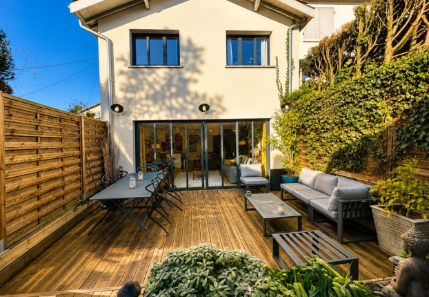 Maison 6 pièces 160 m² · à Bordeaux · 160 m² · 750 000 €