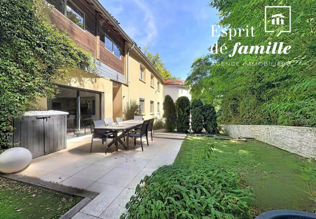 Appartement 4 pièces 163 m² · à Saint-Didier-au-Mont-d'Or · 163 m² · 625 000 €