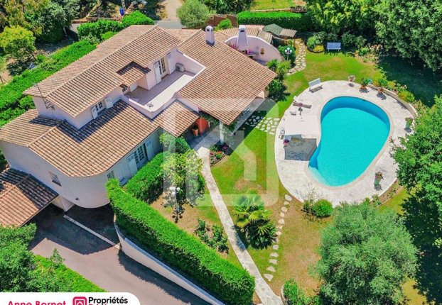Maison 7 pièces 301 m² · à Le Rouret · 301 m² · 1 890 000 €