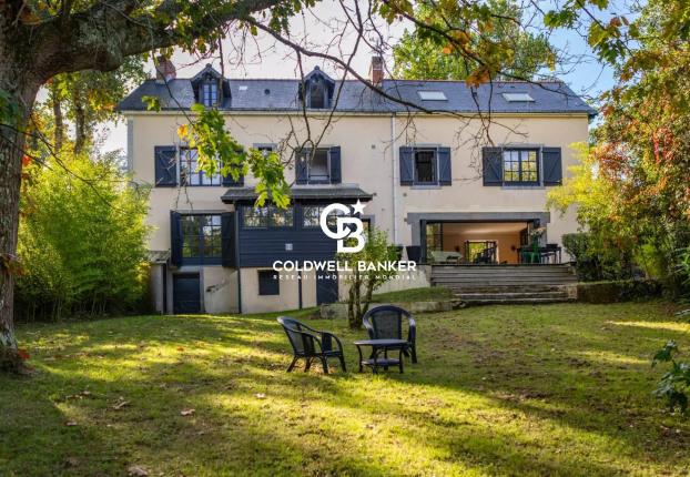 Maison 9 pièces 305 m² · à Sucé-sur-Erdre · 305,3 m² · 1 352 000 €
