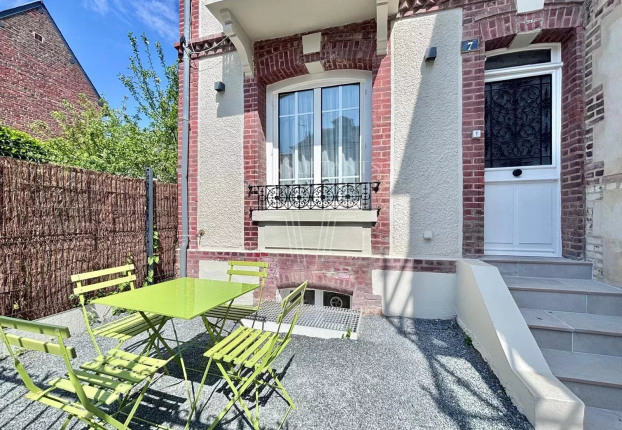 Maison 5 pièces 90 m² · à Deauville · 90,3 m² · 990 000 €