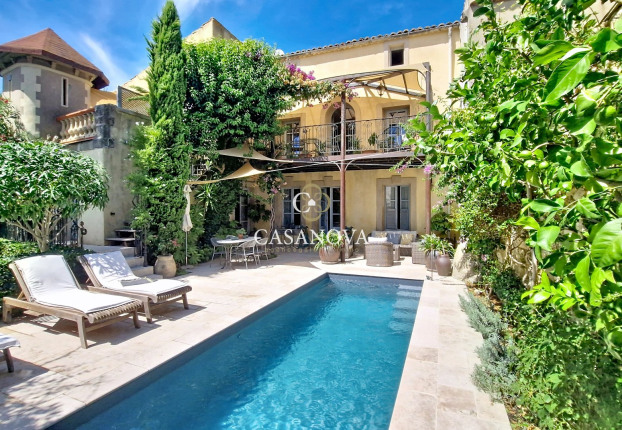 Maison 9 pièces 420 m² · à Pézenas · 420 m² · 825 000 €