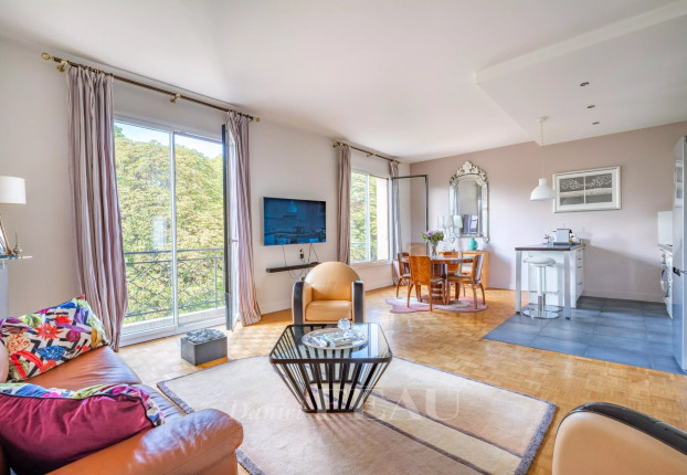 Appartement 4 pièces 84 m² · à Neuilly-sur-Seine · 83,6 m² · 910 000 €