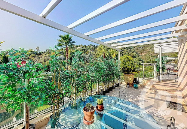 Appartement 5 pièces 103 m² · à Mandelieu-la-Napoule · 102,9 m² · 749 000 €