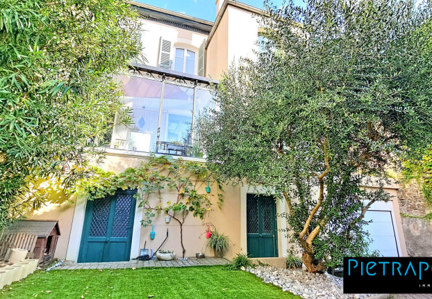 Maison 8 pièces 261 m² · à Vienne · 261 m² · 699 000 €
