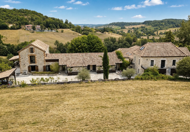 Maison 20 pièces 660 m² · à Tréjouls · 660 m² · 682 500 €