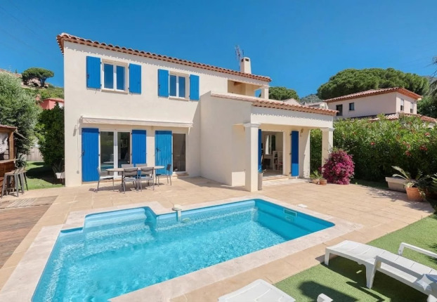 Maison 4 pièces 123 m² · à Bormes-les-Mimosas · 123,2 m² · 749 000 €