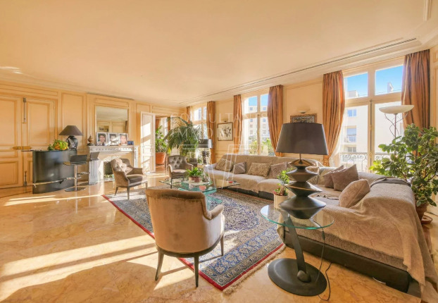 Appartement 5 pièces 252 m² · à Muette Sud, Paris 16ème · 252,1 m² · 3 800 000 €