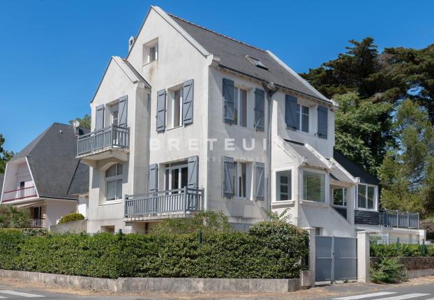 Maison 9 pièces 250 m² · à La Baule-Escoublac · 250 m² · 1 590 000 €