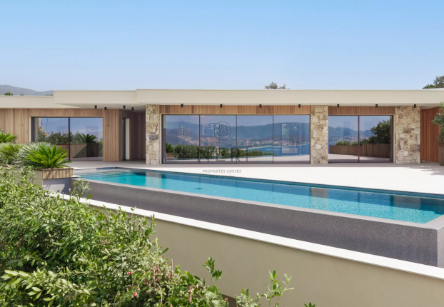 Maison 7 pièces 360 m² · à Pietrosella · 360 m² · 3 100 000 €