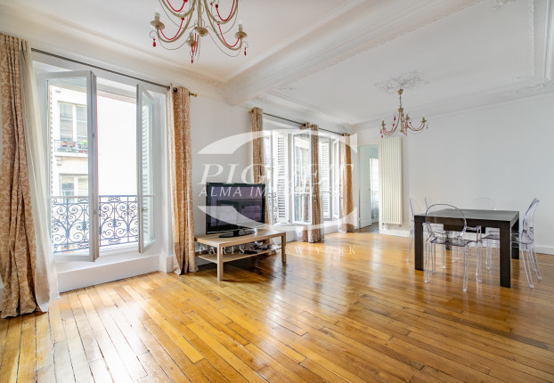 Appartement 4 pièces 100 m² · à Paris 4ème · 100 m² · 1 380 000 €
