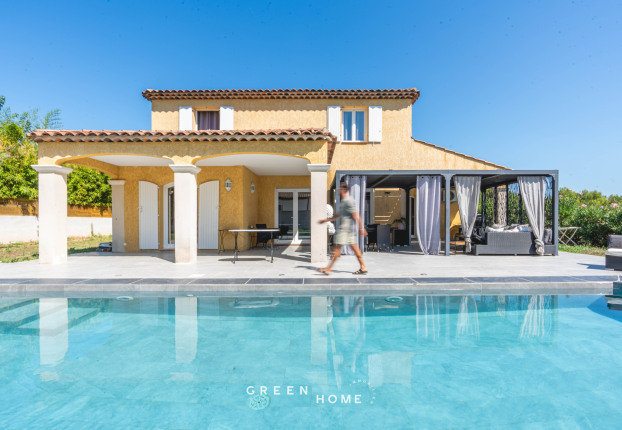 Maison 5 pièces 202 m² · à La Roque-d'Anthéron · 202 m² · 650 000 €
