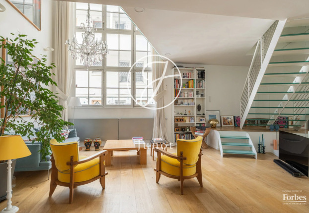 Appartement 2 pièces 82 m² · à Montmartre, Paris 18ème · 81,9 m² · 1 200 000 €