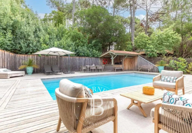 Maison 5 pièces 140 m² · à Lège-Cap-Ferret · 140 m² · 2 260 000 €