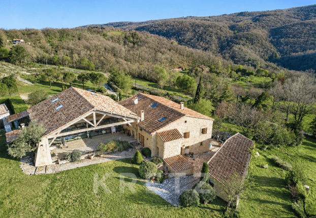 Maison 11 pièces 465 m² · à Carcassonne · 465 m² · 1 190 000 €