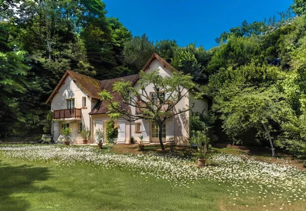 Maison 9 pièces 200 m² · à Bois-le-Roi · 200 m² · 1 060 000 €