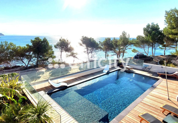 Maison 10 pièces 430 m² · à Est Reganat Destral, Carry-le-Rouet · 430 m² · 4 900 000 €