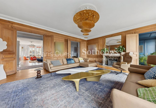 Appartement 8 pièces 345 m² · à Paris 17ème · 345 m² · 4 800 000 €