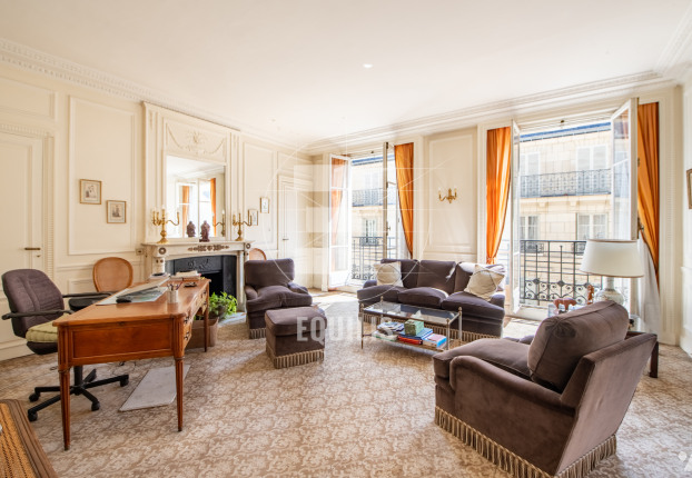 Appartement 6 pièces 183 m² · à Paris 16ème · 183,2 m² · 2 100 000 €