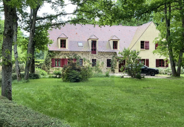 Maison 7 pièces 316 m² · à Barbizon · 316 m² · 1 090 000 €