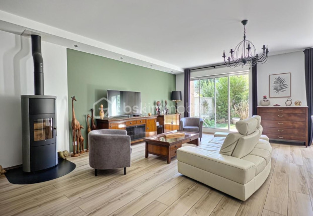 Maison 8 pièces 195 m² · à Carrières-sur-Seine · 195 m² · 920 000 €