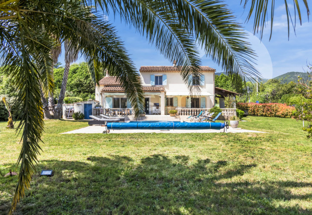 Maison 6 pièces 150 m² · à La Farlède · 150 m² · 868 000 €