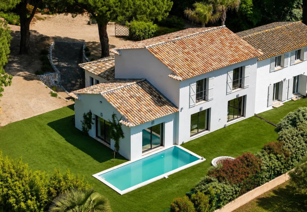 Maison 6 pièces 300 m² · à Grimaud · 300 m² · 2 250 000 €