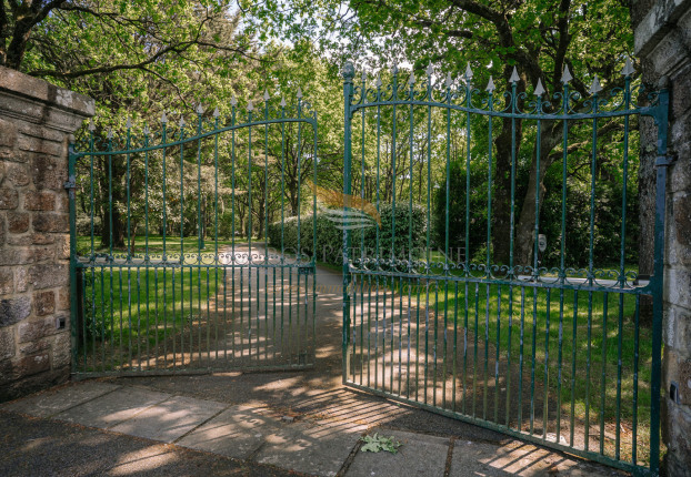 Maison 7 pièces 193 m² · à Theix-Noyalo · 193 m² · 975 000 €