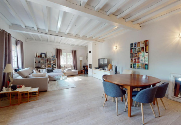 Maison 5 pièces 124 m² · à Montanay · 124 m² · 580 000 €