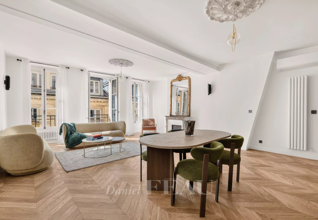 Appartement 4 pièces 97 m² · à Sainte Avoie, Paris 3ème · 97,4 m² · 1 730 000 €