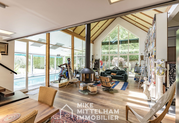 Maison 10 pièces 326 m² · à Montfort-l'Amaury · 326 m² · 1 190 000 €