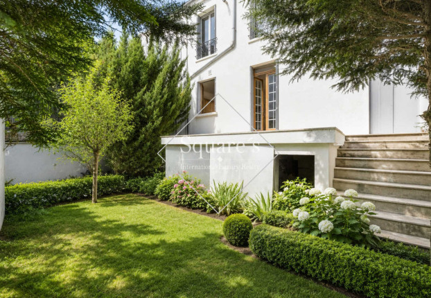 Maison 4 pièces 115 m² · à Issy-les-Moulineaux · 115 m² · 1 196 000 €