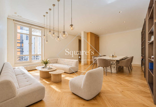 Appartement 6 pièces 157 m² · à Paris 16ème · 157 m² · 2 200 000 €