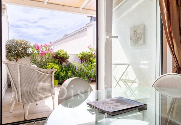 Appartement 3 pièces 54 m² · à Triangle d'Or, Paris 8ème · 54,4 m² · 1 580 000 €