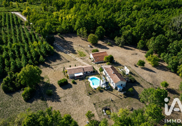 Maison 13 pièces 250 m² · à Lagorce · 250 m² · 649 000 €