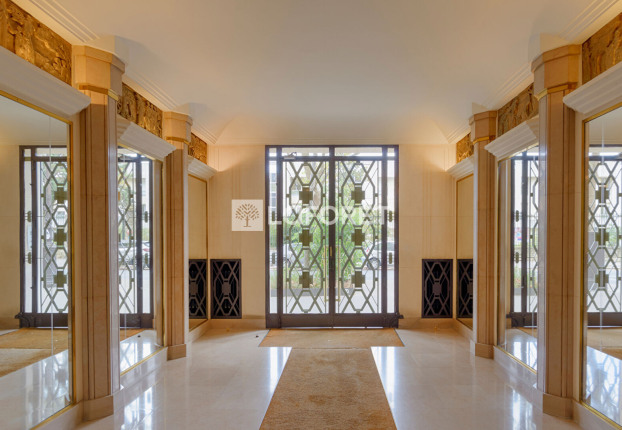 Appartement 5 pièces 138 m² · à Auteuil Sud, Paris 16ème · 138 m² · 1 545 000 €