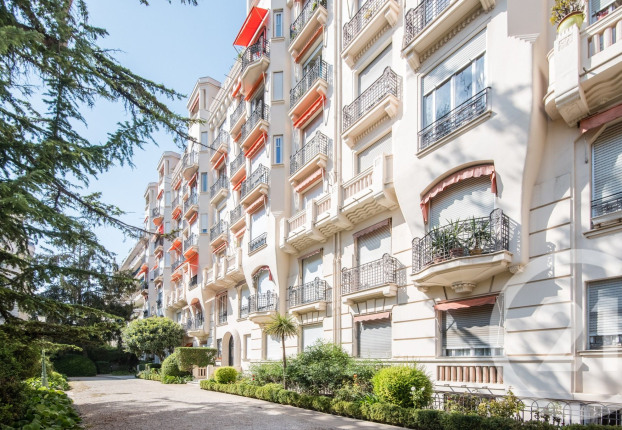 Appartement 3 pièces 105 m² · à Nice · 104,5 m² · 1 150 000 €