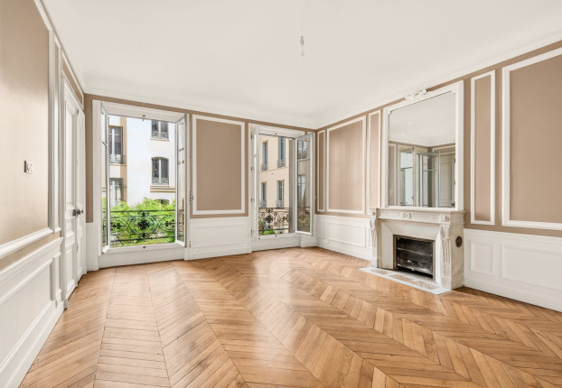 Appartement 4 pièces 154 m² · à Courcelles-Wagram, Paris 17ème · 154 m² · 1 762 000 €