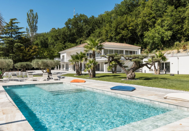 Maison 14 pièces 545 m² · à Bouliac · 545 m² · 2 785 000 €
