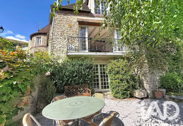 Maison 7 pièces 195 m² · à Montfort-l'Amaury · 195 m² · 1 345 000 €